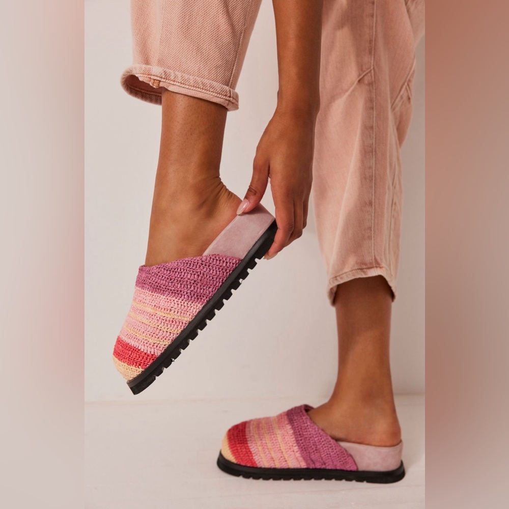 SOLLDDD Free People Everyday Milo Woven Mules size 9.5